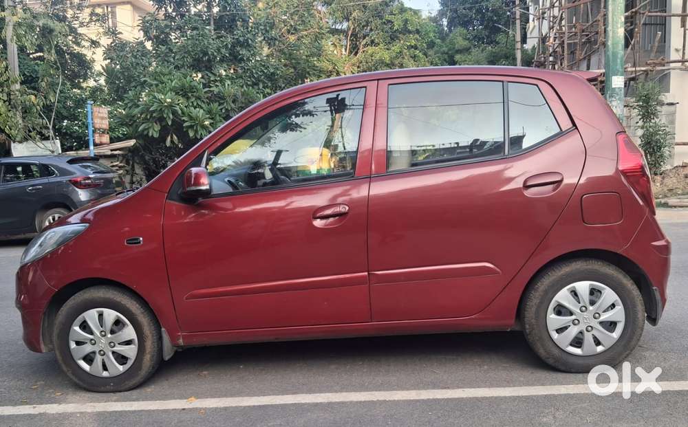 Hyundai I10 Sportz At, 2012, Petrol