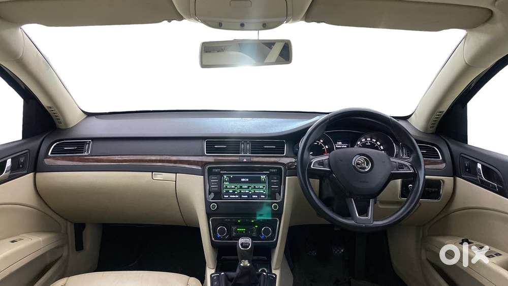 Skoda Superb 2013-2015 Elegance 1.8 Tsi Mt, 2015, Petrol