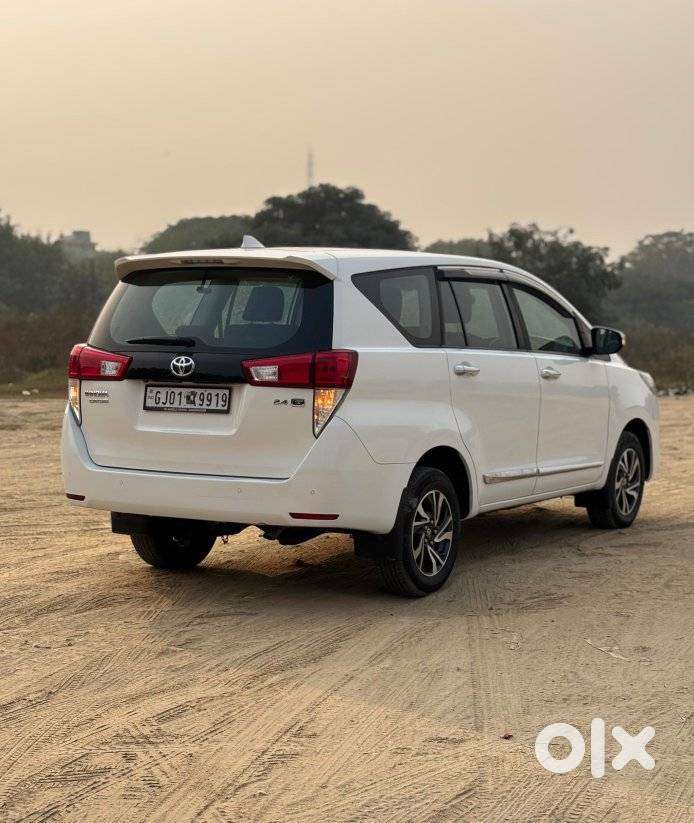 Toyota Innova Crysta