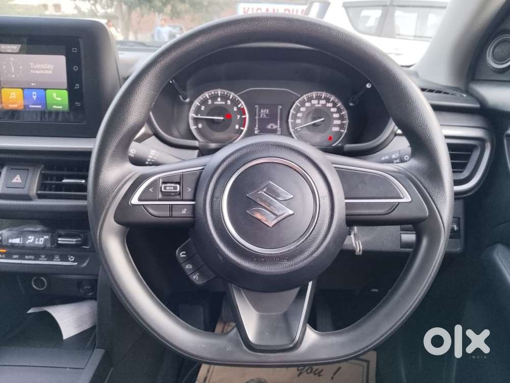 Maruti Suzuki Brezza 1.5 Vxi Smart Hybrid, 2025, Petrol