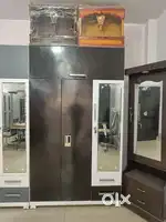 New almirah dresing 4 ft(Gurgaon sector 6