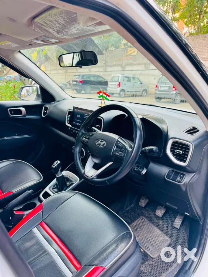 Hyundai Venue Sx (o) Mt 1.5 Diesel, 2021, Diesel