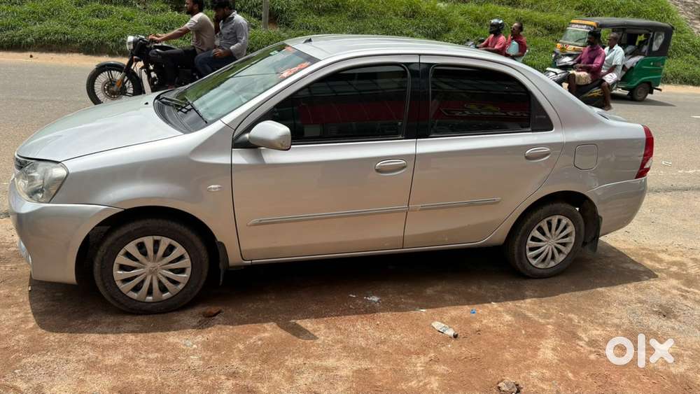 Toyota Etios 2011 Manual