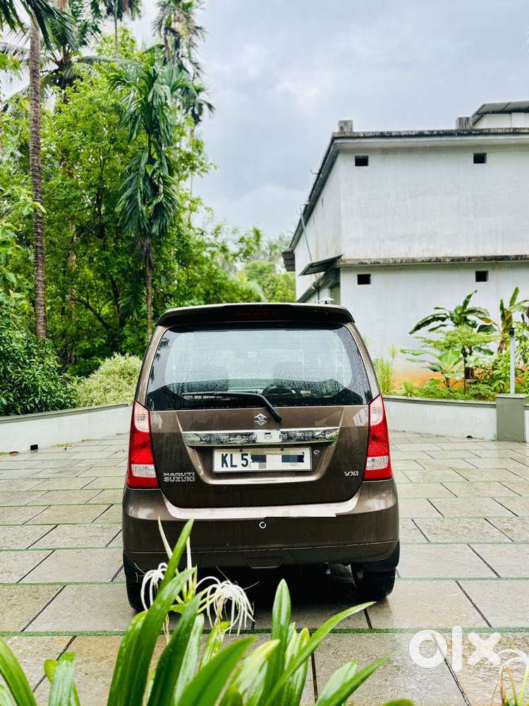 Maruti Suzuki Wagon R Vxi 1.0, 2018, Petrol