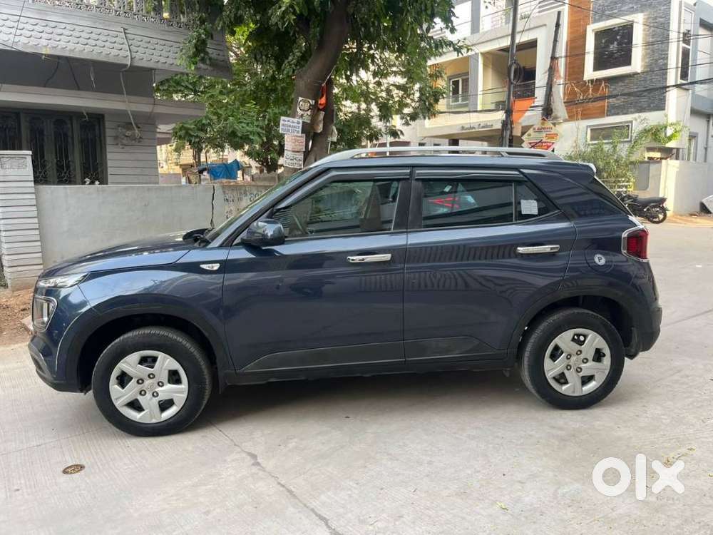 Hyundai Venue S, 2020, Petrol