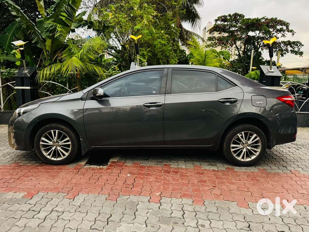 Toyota Corolla Altis 2014