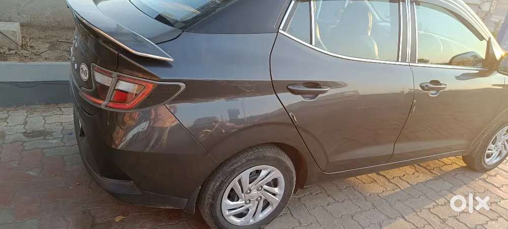 Hyundai Aura 4 Cng & Hybrids 74500 Km Driven