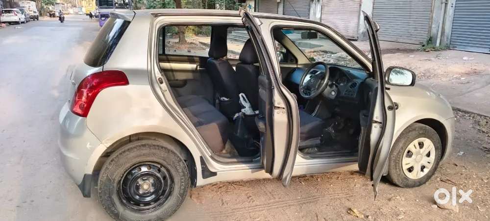 Maruti Suzuki Swift 2011 Pure Petrol