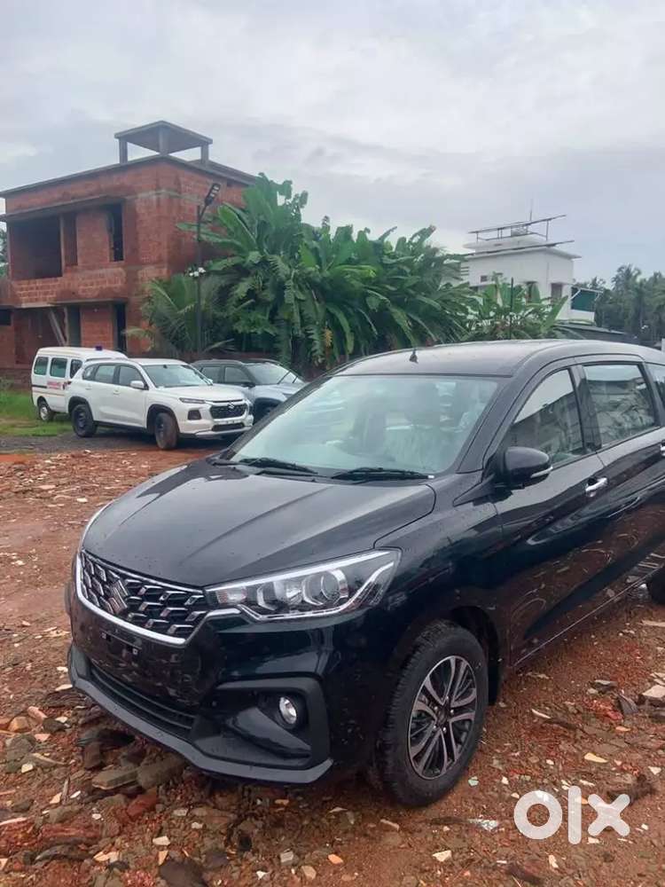 Brand New Maruti Suzuki Ertiga Zvi+at