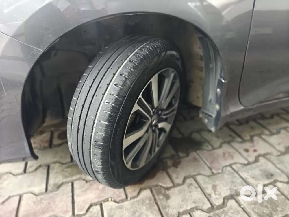 Honda City 1.5 V 5th Gen I-vtec Mt, 2017, Petrol