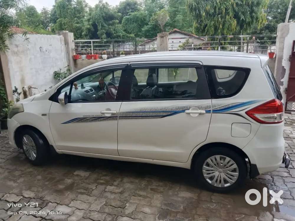 Maruti Suzuki Ertiga 2015 Diesel 97000 Km Driven