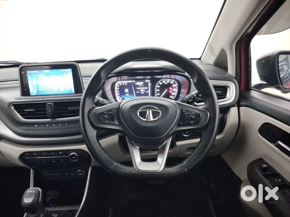 Tata Altroz Xza Petrol, 2023, Petrol