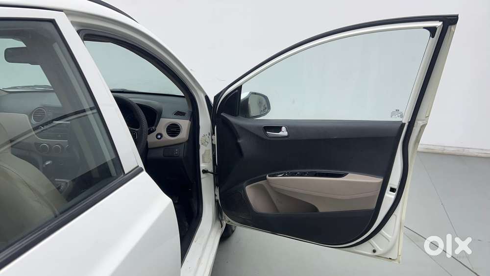Hyundai Grand I10 1.2 Kappa Vtvt Asta (o) At, 2016, Petrol