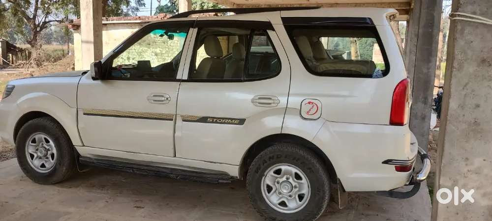 Tata Safari Storme 2013 Diesel Well Maintained