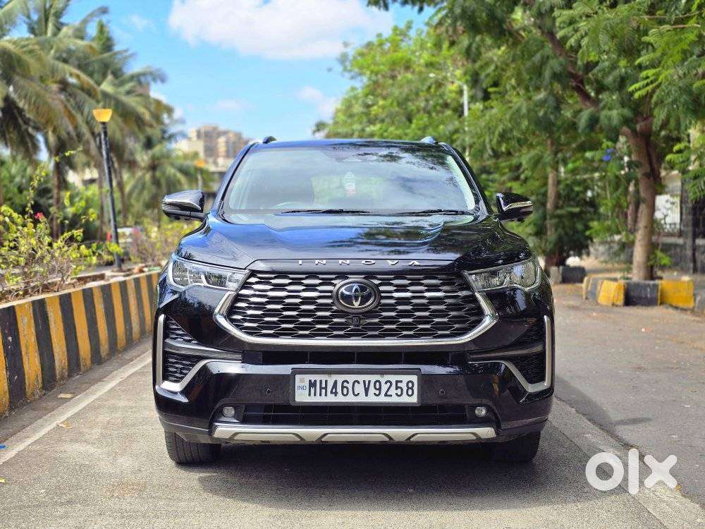 Toyota Innova Hycross 2.0 Zx (o) Hybrid 7 Str, 2025, Petrol