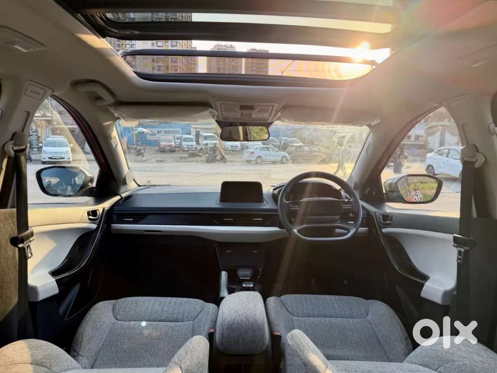 Tata Curvv Pure Plus S 1.2 Revotron Petrol 7dca, 2025, Petrol