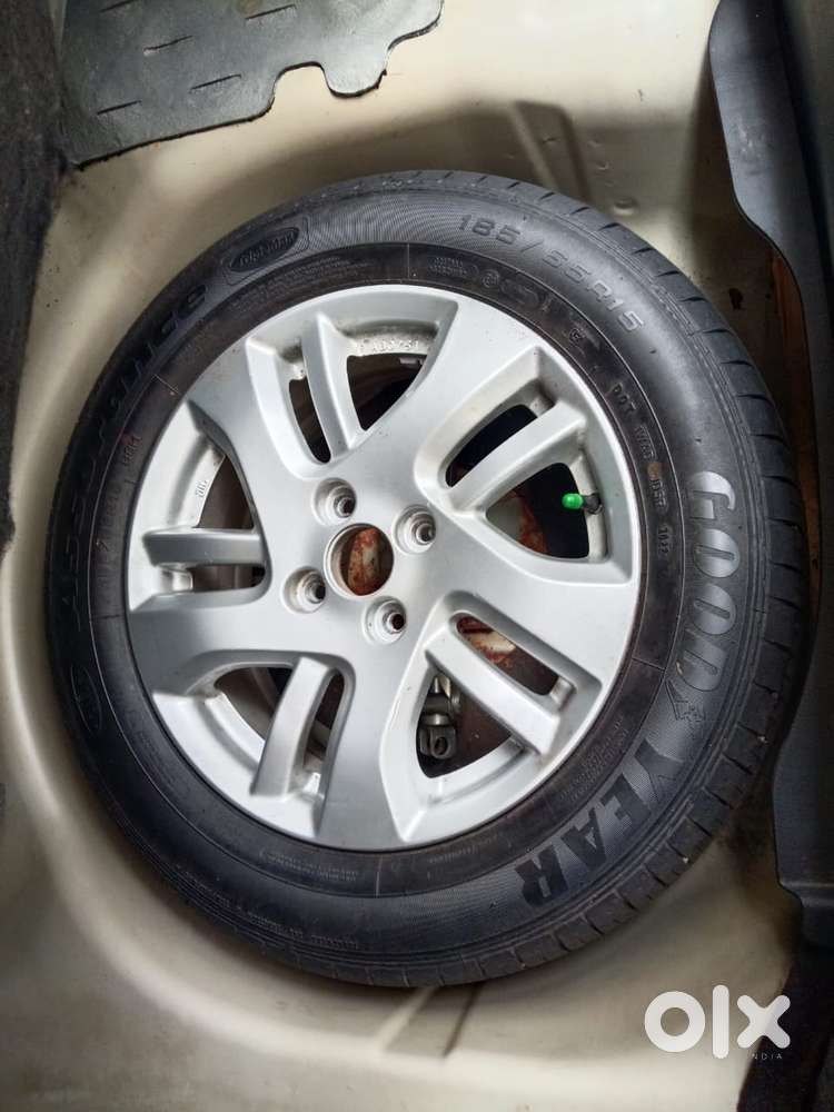 Maruti Suzuki Dzire 1.2 Zxi, 2013, Petrol