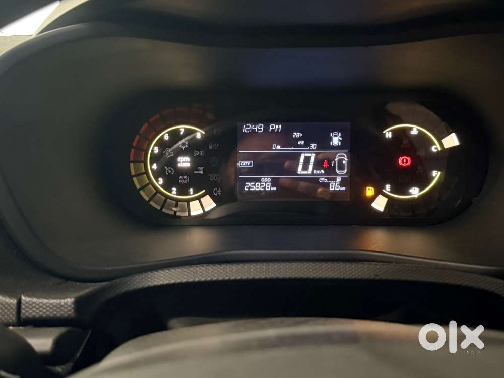 Tata Curvv 2025 Petrol Well Maintained