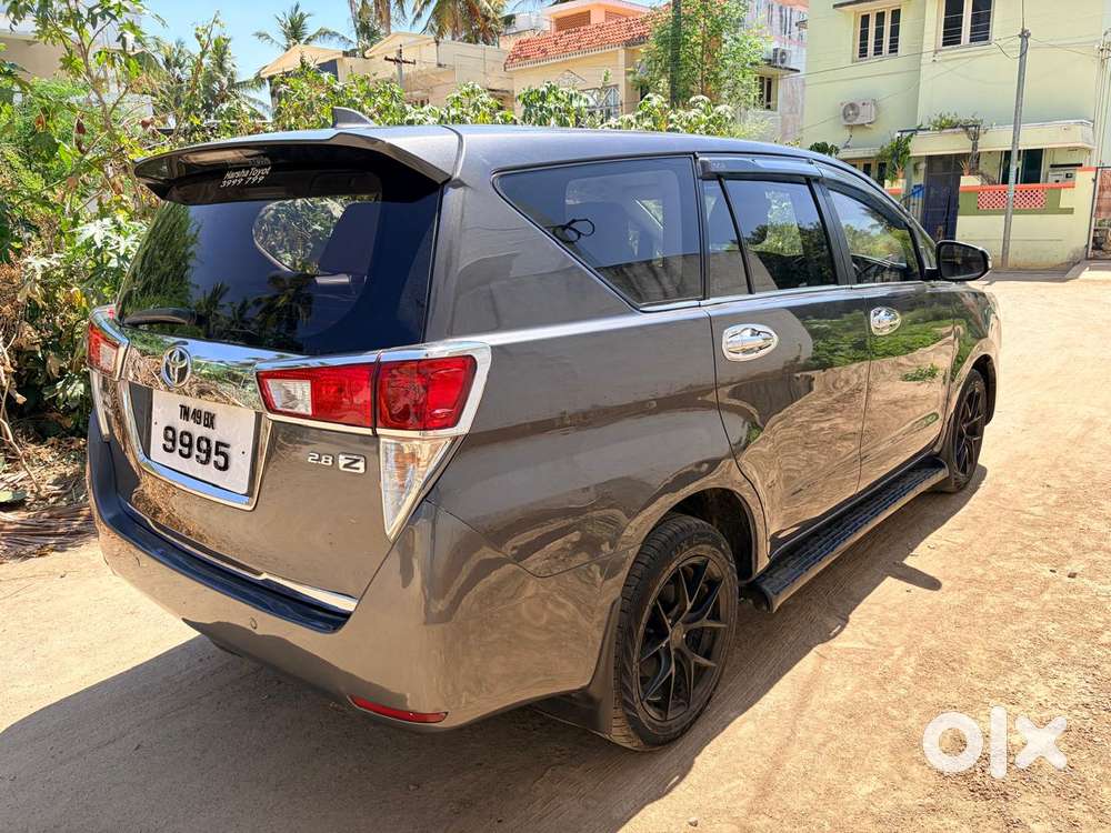 Toyota Innova Crysta 2.8 Z, 2016, Diesel