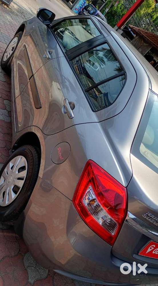 Maruti Suzuki Swift Dzire Vxi(o) Mt, 2014, Petrol