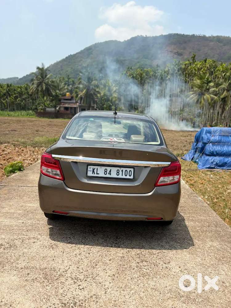 Maruti Suzuki Swift Dzire 2021 Petrol 135000 Km Driven