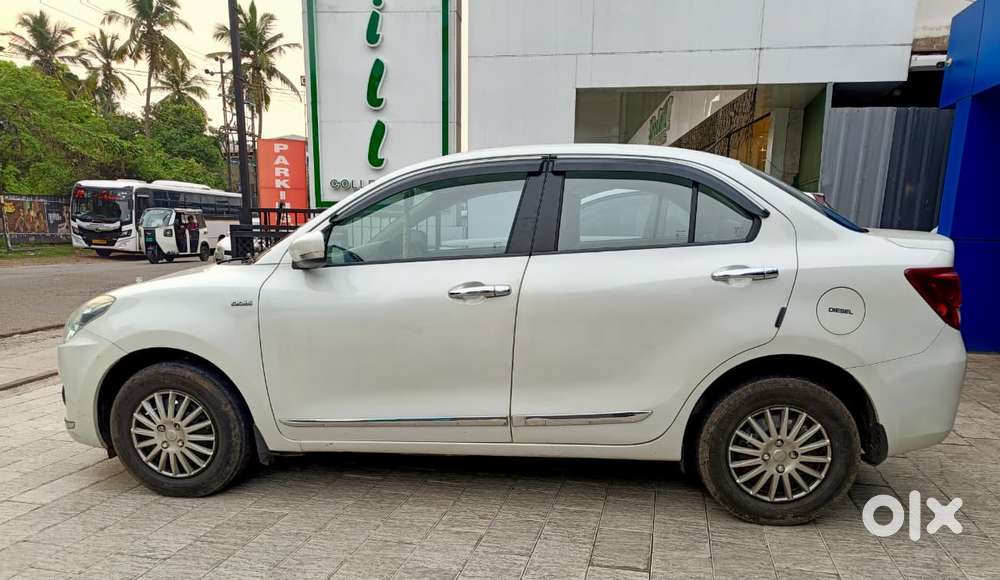 Maruti Suzuki Swift Dzire Vdi Bsiv, 2017, Diesel
