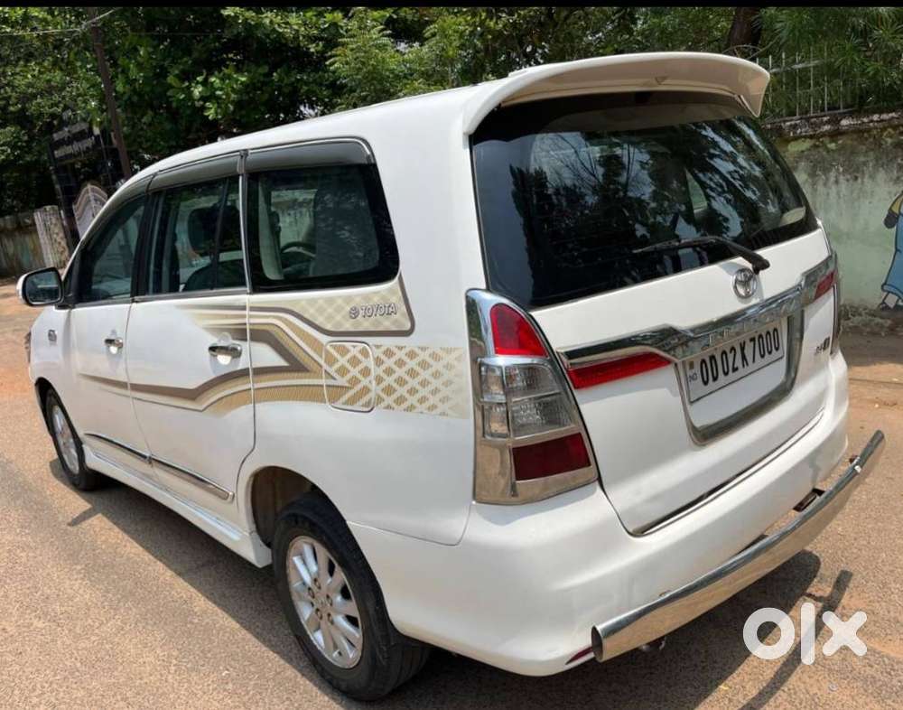 Toyota Innova 2.5 Z Diesel 7 Seater, 2014