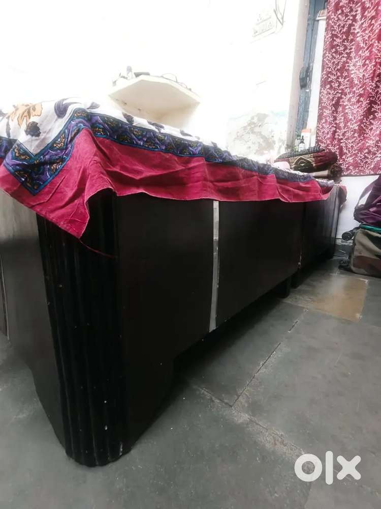Double Bed / Divan bed without sarhana