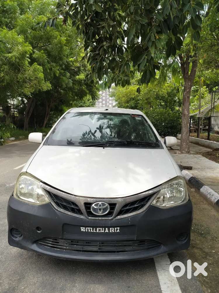 Toyota Etios 1.5 G 2012