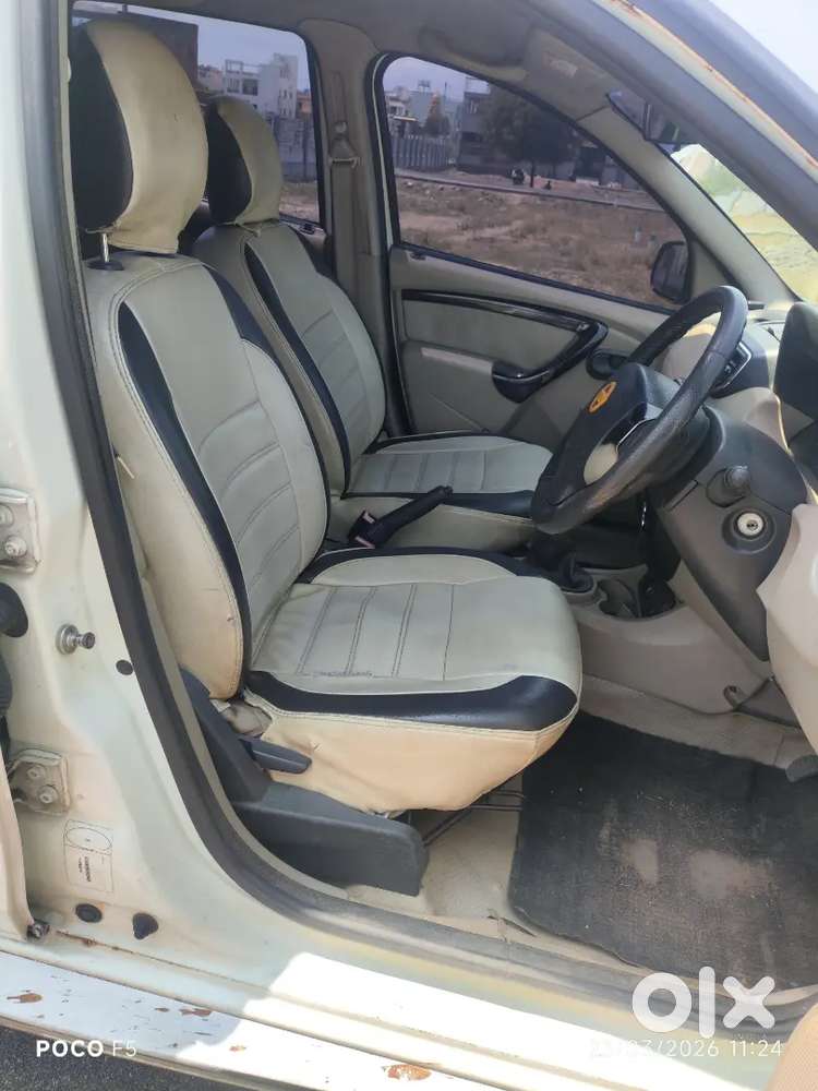 Nissan Terrano 2014