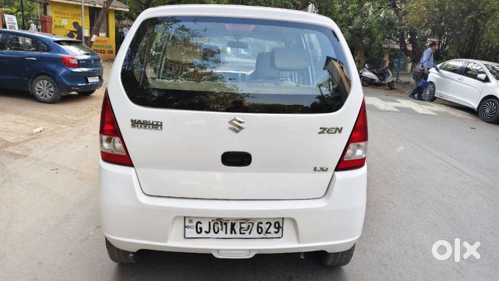 Maruti Suzuki Estilo Lxi, 2010, Petrol