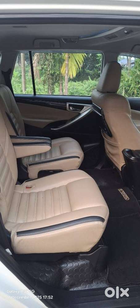 Toyota Innova Crysta 2.4 V 7 Str, 2018, Diesel