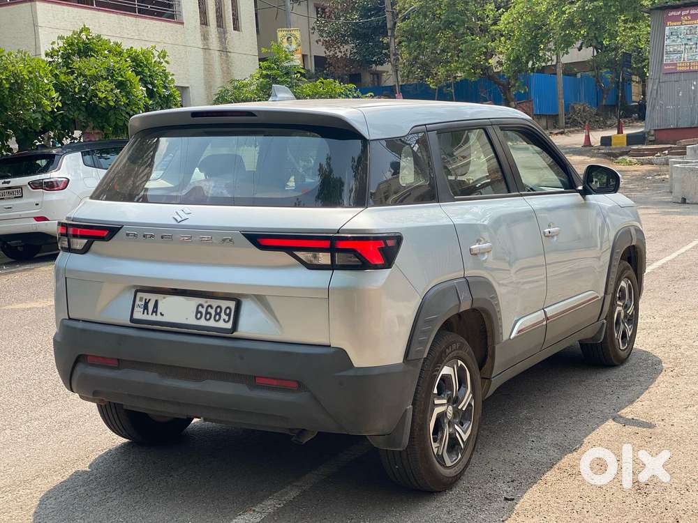 Maruti Suzuki Brezza 1.5 Vxi Smart Hybrid, 2025, Petrol