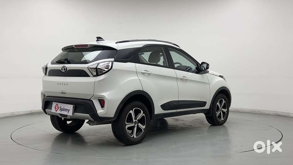 Tata Nexon 1.2 Revotron Xza Plus Premium, 2023, Petrol