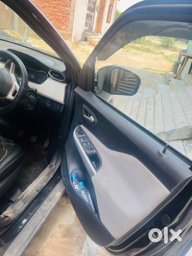 Nissan Magnite Car Manual 2024