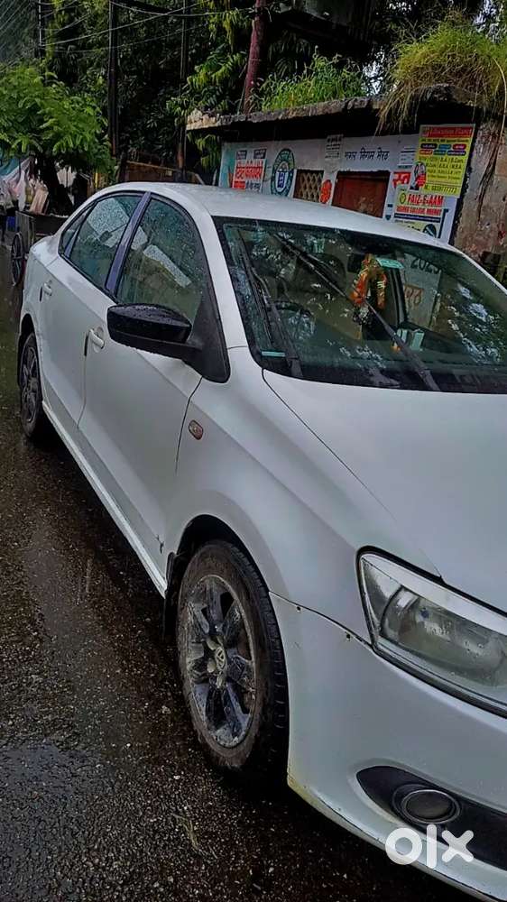 Volkswagen Vento 1.6 Petrol October/2011 Model