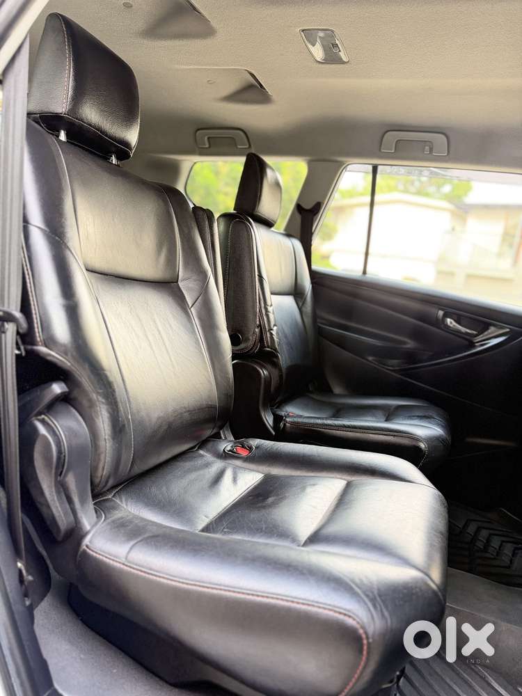 Toyota Innova Crysta 2.8 Gx At 8s, 2018, Diesel