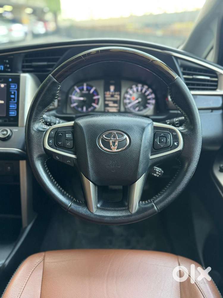 Toyota Innova Crysta 2.8 Zx At 7 Seater, 2018, Diesel