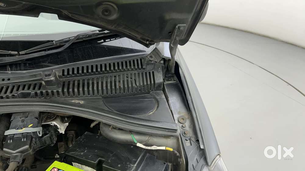 Tata Tigor Xe, 2021, Petrol