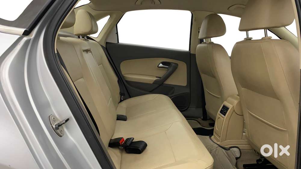 Volkswagen Vento 2013-2015 1.6 Highline, 2016, Petrol