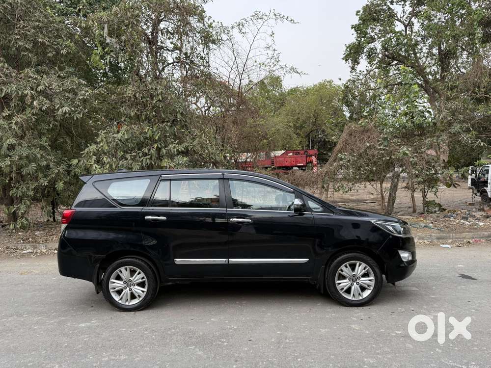 Toyota Innova Crysta 2.8 Zx At, 2017, Diesel