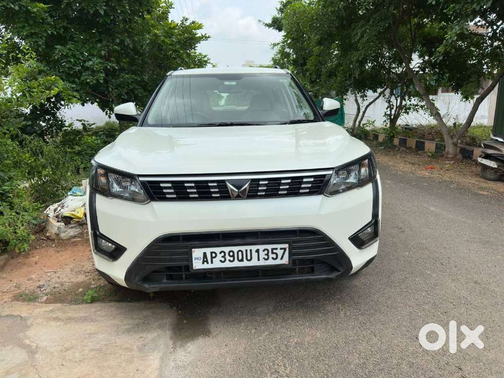 Mahindra Xuv300 2022 Diesel Well Maintained