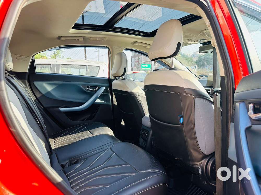 Tata Curvv Creative Plus S 1.2 Revotron Petrol 7dca, 2024, Petrol