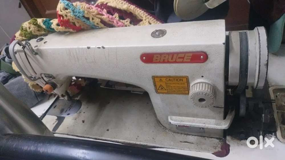 BRUCE SEWING MACHINE