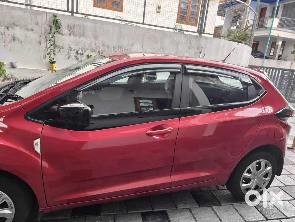 Tata Altroz 2024 Petrol 17500 Km Driven