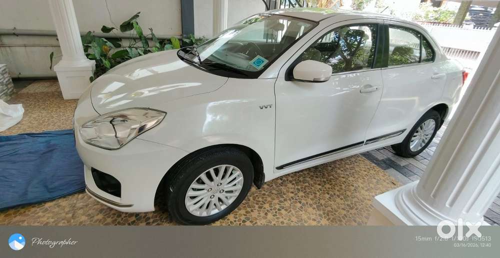 Maruti Suzuki Dzire 1.2 Zxi Amt, 2017, Petrol