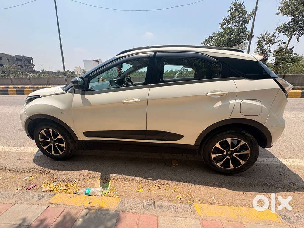 Tata Nexon Petrol Xz Plus 2020 Dec Model