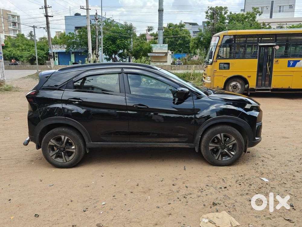 Tata Nexon Creative Plus 1.2 Revotron Petrol 6 Amt, 2024, Petrol