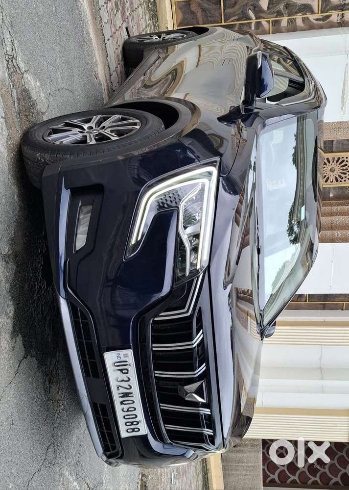 Mahindra Xuv700 2.2 Ax 7 Diesel At Luxury Pack Str Awd, 2023, Diesel