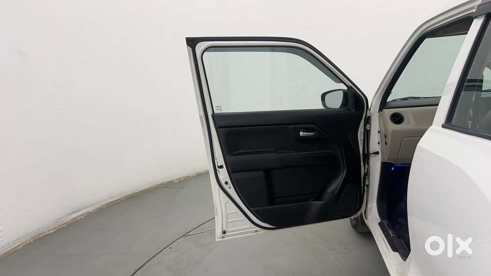 Maruti Suzuki Wagon R 1.0 Vxi Amt, 2019, Petrol